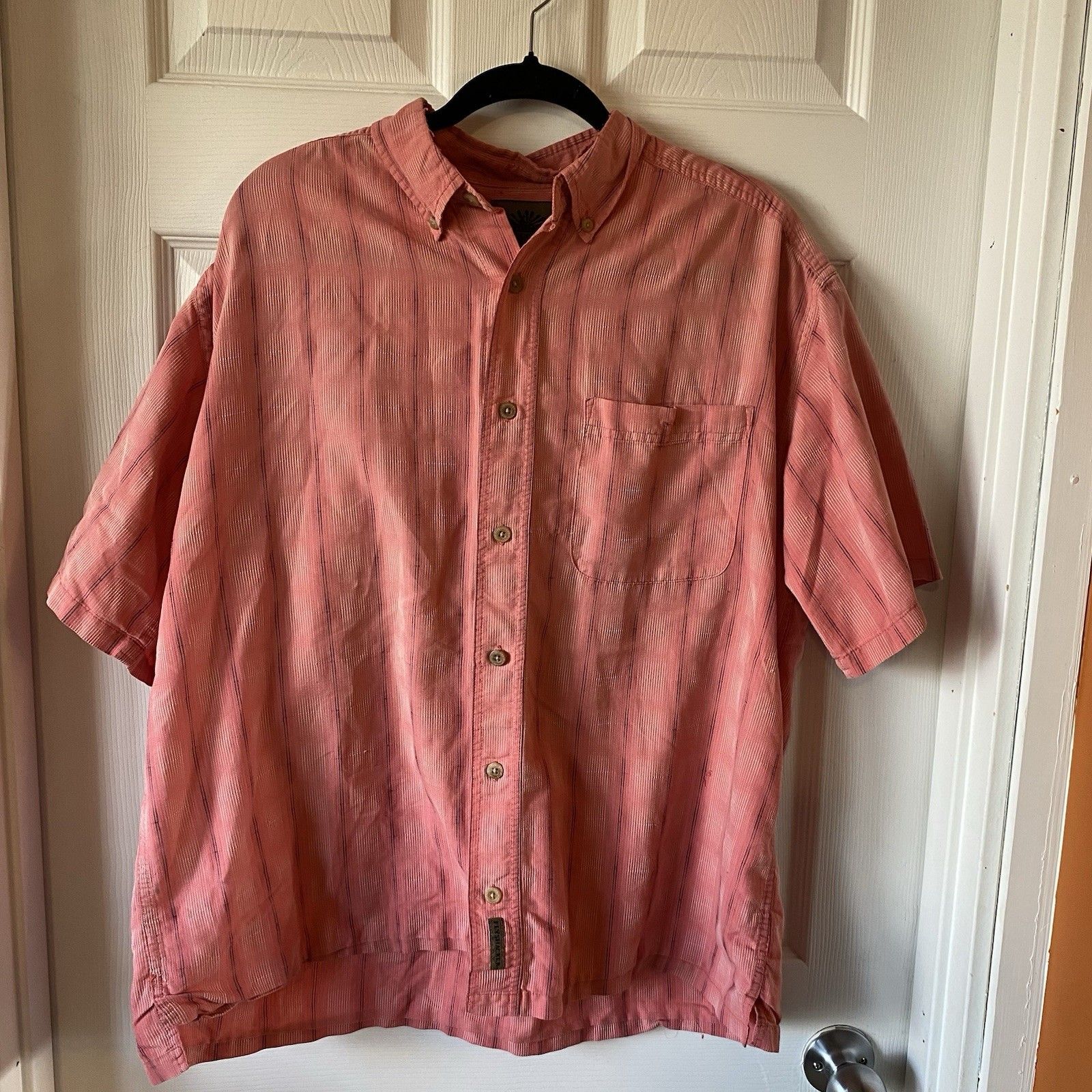 Flyshacker Clothing Company Men’s Large Button Up Shirt Striped Short Sleeve